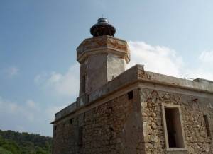 Foto_1 faro_tremiti_agenzia_demanio