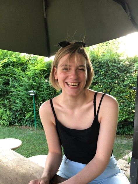 dc826919-5841-4b4b-b9f8-e95687d2d10a